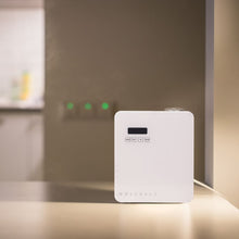 Load image into Gallery viewer, Bathaholic - Molekvle ML600 Lite - Diffuser Humidifier Pengharum Ruangan Scenting Machine