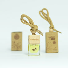 Load image into Gallery viewer, Bathaholic - Car Fragrance Aromatherapy Pewangi Mobil, Pengharum Mobil, Parfum Mobil