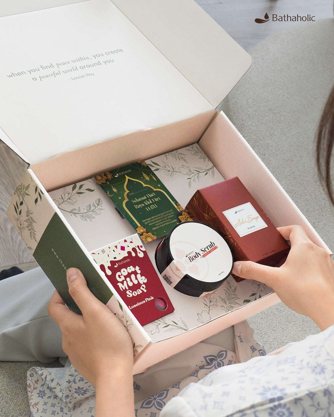 Bathaholic Grace of Tranquility - Hampers Lebaran Eksklusif