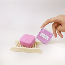 Load image into Gallery viewer, Bathaholic - Lavender &amp; Ginseng Shampoo Bar